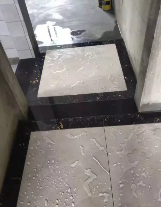 只有等水泥砂漿干透了之後才能敲出瓷磚是否有空鼓,空鼓面積大要及時讓師傅